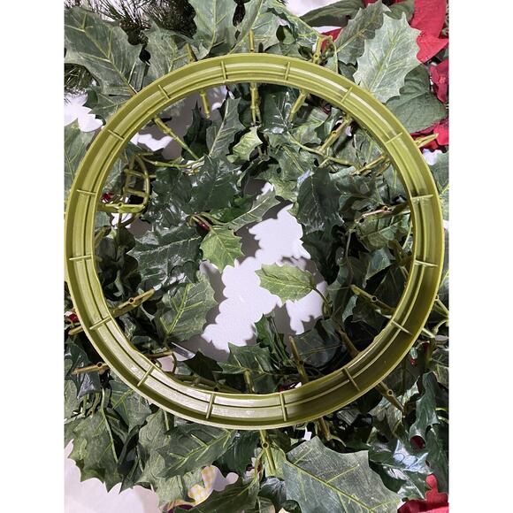 Holiday Candle Rings (4) Pine Berry Christmas Home Decor Gathering Various Sizes - Picture 11 of 16